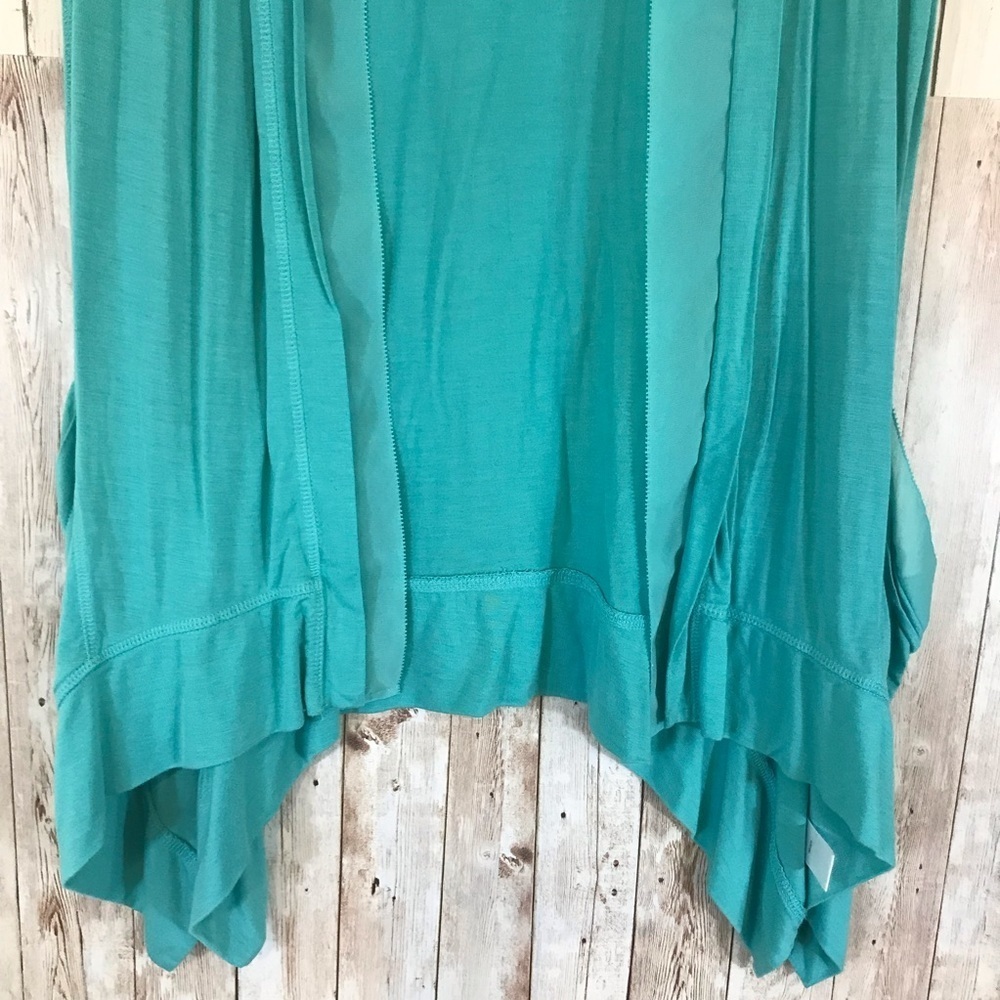 LOGO Lori Goldstein V-neck Vest with Chiffon Trim in Seaglass - Picture 4 of 15